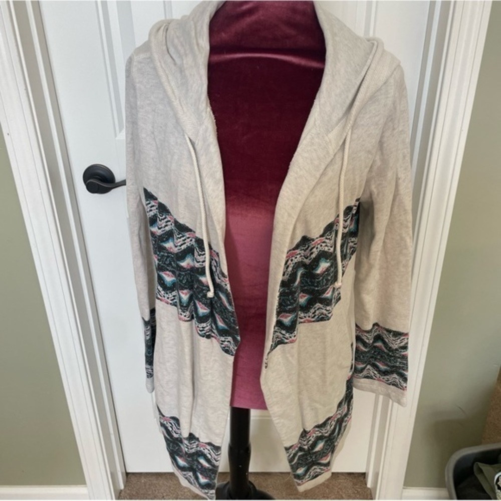Chip and Pepper Cream Colored Poncho SZ M